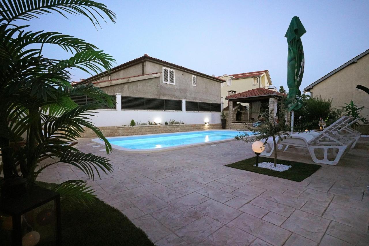 Villa Tago With Heated New Pool Kaštela Exterior foto