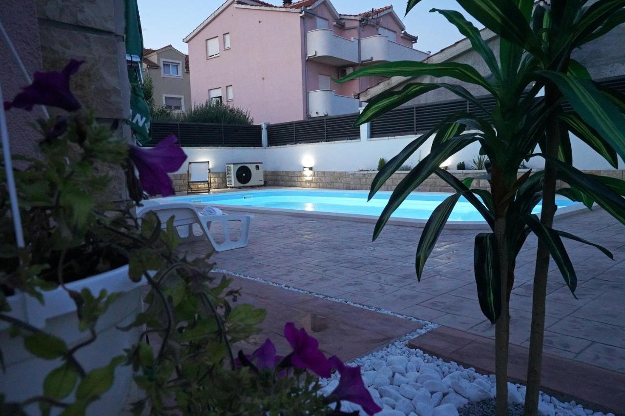 Villa Tago With Heated New Pool Kaštela Exterior foto